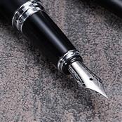 Caneta Metal Tinteiro Preta com Detalhes Prata
